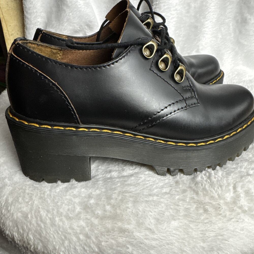 Dr. Martens LEONALO Size 5 Women’s LA004 Black Leather Chunky Lace Up EUC - Picture 6 of 9